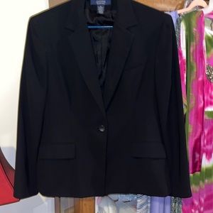 Women’s Jones Wear Black Suit Jacket Blazer, size 14
